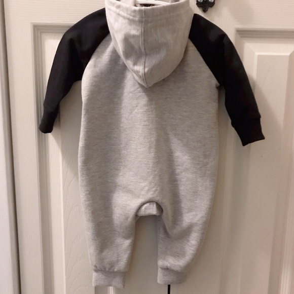 Infant PUMA Onesie Zip-Up Hoodie - Picture 3 of 6